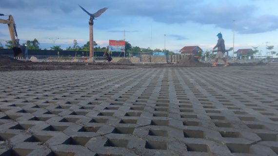 RTH Alun – Alun Pemkab PPU, Prioritas Pemasangan Paving Grass Block 90 Persen
