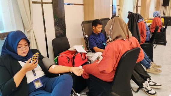Pegadaian 123 Go!!! Berlanjut, Donor Darah Massal di Kanwil IV Balikpapan