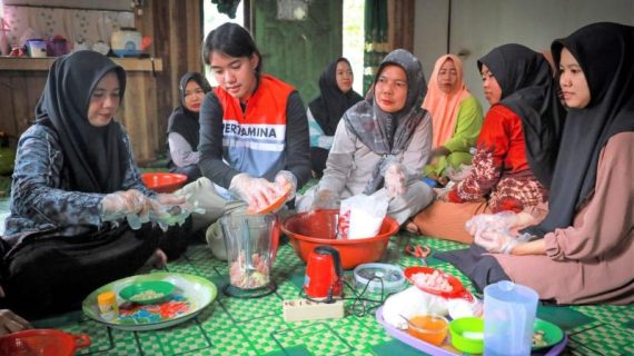 Pertamina Tanjung Field Berdayakan Perempuan Desa Jirak