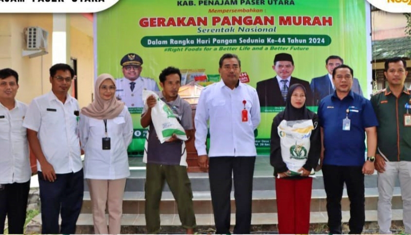 Pembagian beras murah