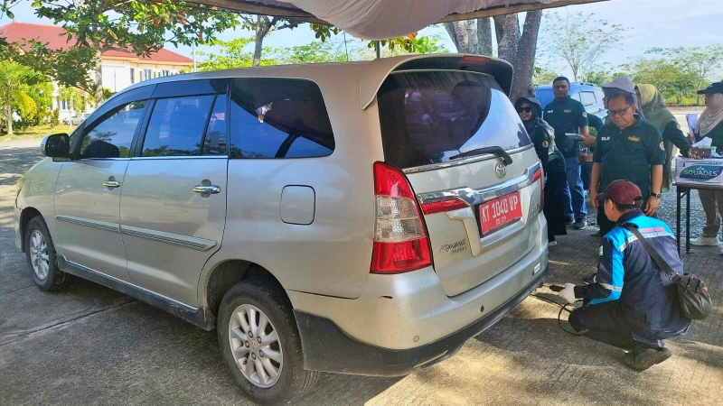 Dinas Lingkungan Hidup Laksanakan Uji Emisi Kendaraan Dinas