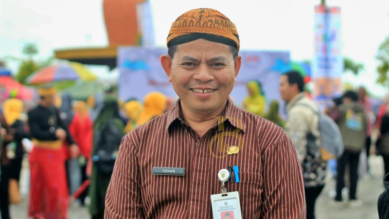 Sekda PPU Tohar