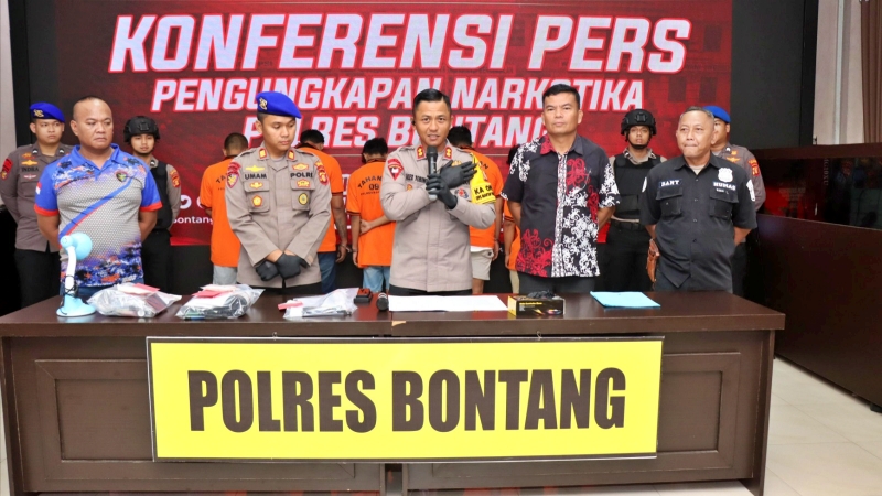 Polres Bontang Tangkap Lima Tersangka dan Bukti 34 Gram Sabu