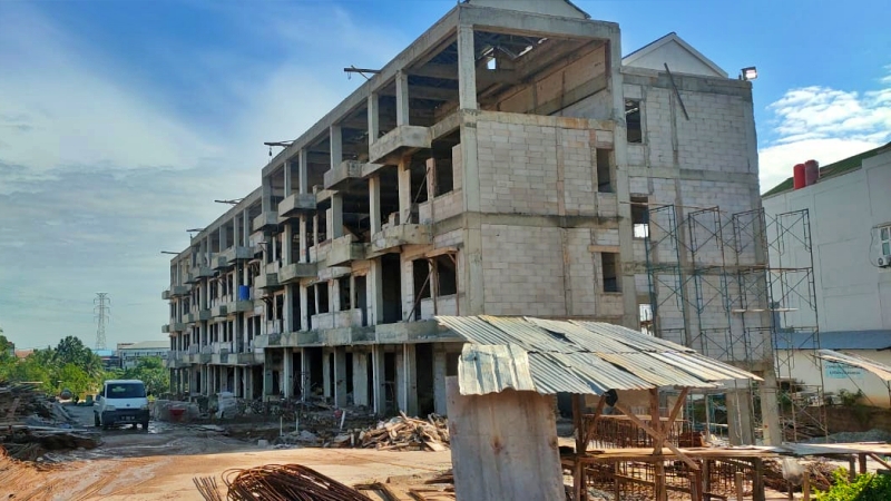 Satpol PP Balikpapan Segel Proyek Apartemen Grand Valley 2