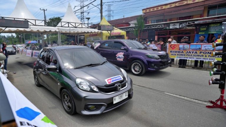 Drag Race Pakai Pertamax Turbo di Stadion Batakan Balikpapan