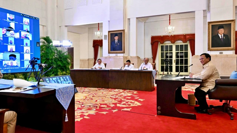 Prabowo Klaim Program Makan Bergizi Gratis di Daerah Lancar