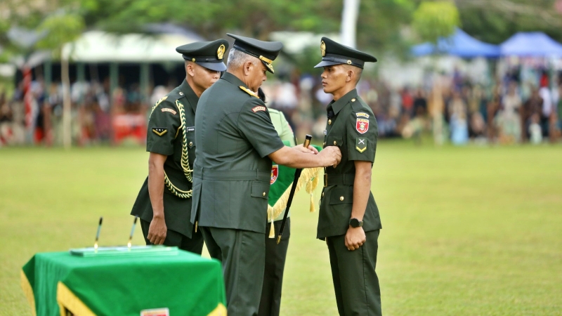 354 Bintara TNI AD Dilantik di Rindam VI Mulawarman