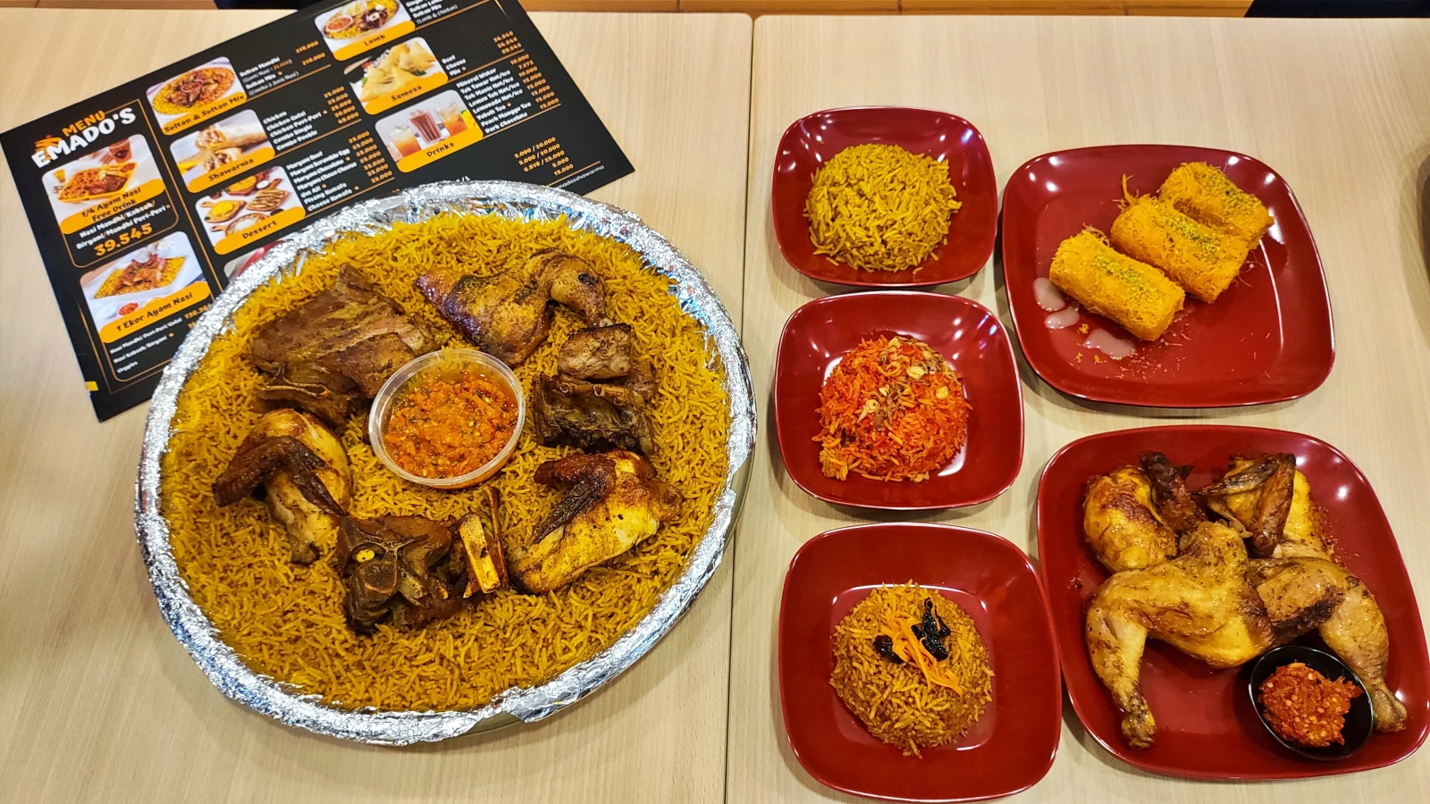 Emado's Buka Gerai di Balikpapan, Menu Autentik Timur Tengah