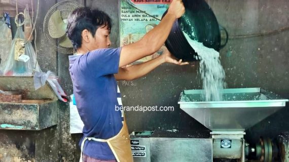 Harga Santan Kelapa Tembus Rp50 Ribu Sekilo di Balikpapan