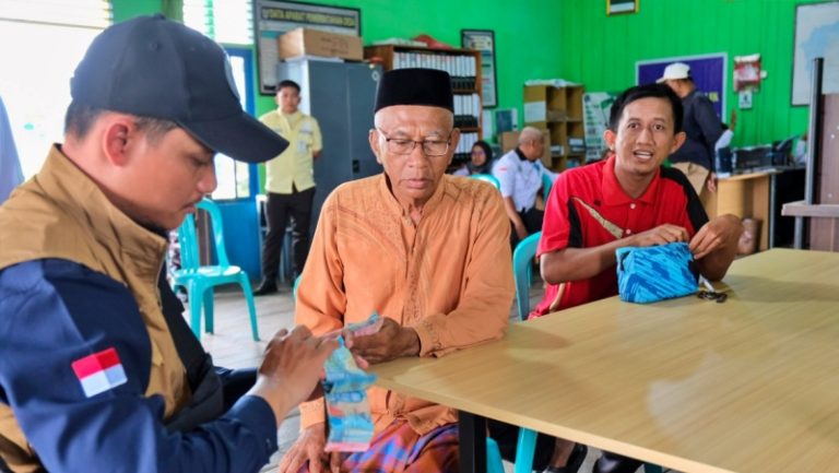 Pelayanan Penukaran Uang Rupiah Melalui Aplikasi PINTAR