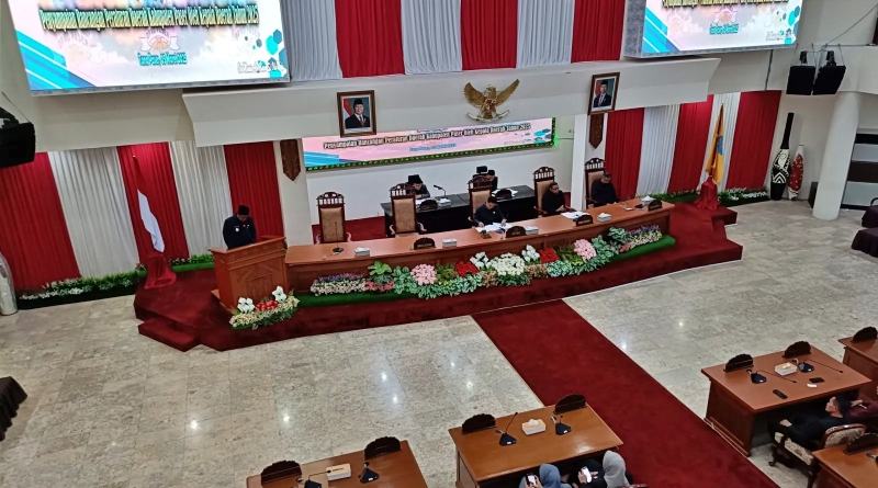 Wakil Bupati Bahas Tiga Raperda Inisiatif DPRD Paser