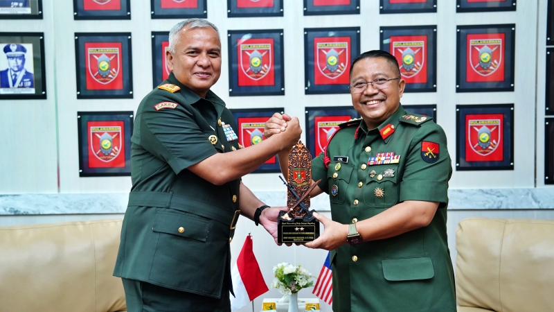 Pangdam VI Mulawarman dan TDM Malaysia Pererat Kerja Sama