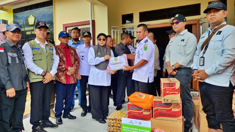 Bupati Berau Tinjau Banjir Tumbit Melayu, Bantuan Disalurkan