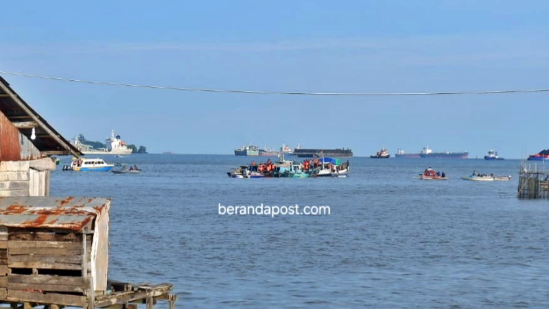 Kapal Feri Muchlisa Tenggelam di Perairan Penajam, Dua ABK Hilang