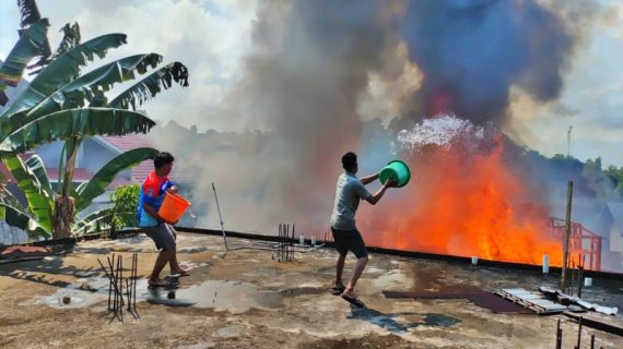 Kebakaran Satu Rumah Besar di Sumber Rejo Balikpapan