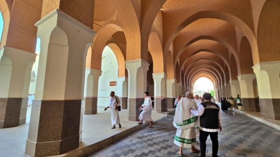Mengenal Masjid Bir Ali, Miqat Haji Bersejarah dari Madinah