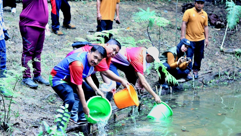 PHKT Peringati Hari Bumi dengan Aksi Hijau di KRB