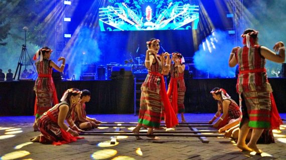 Festival Budaya Etam Begenjoh 2025 Gaungkan Budaya Kukar