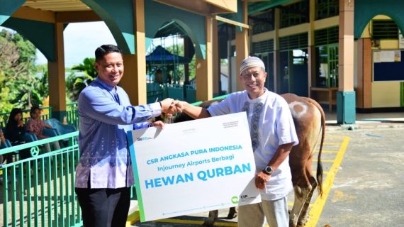 Momen Iduladha, Bandara SAMS Sepinggan Salurkan Hewan Kurban