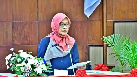 Sekda Kaltim Jelaskan RPJMD dan Gratispol di Rapat Paripurna
