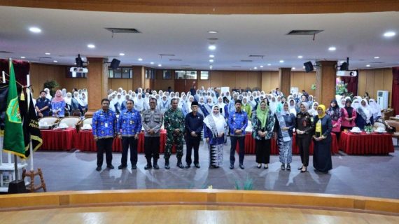 Wakil Bupati PPU Buka Muscab IBI dan Dukung Peran Bidan