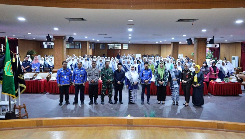 Wakil Bupati PPU Buka Muscab IBI dan Dukung Peran Bidan