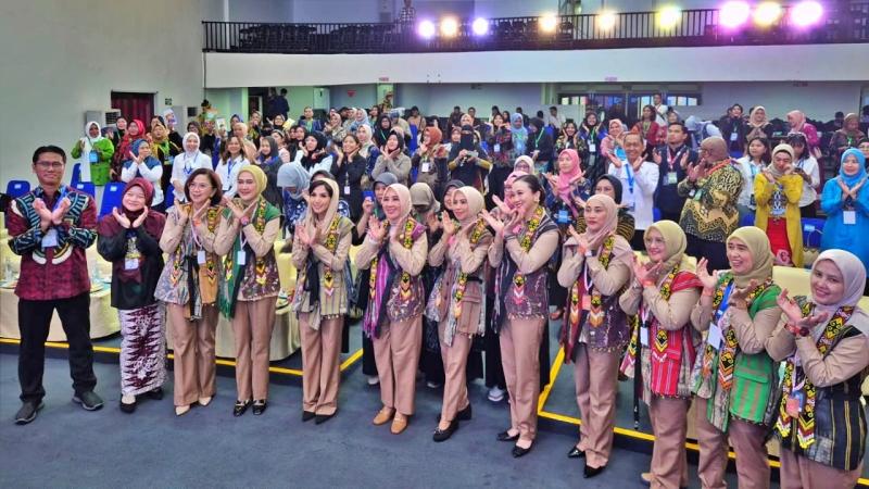 Emak-Emak Matic, UMKM Perempuan Dilatih Go Digital Pakai AI