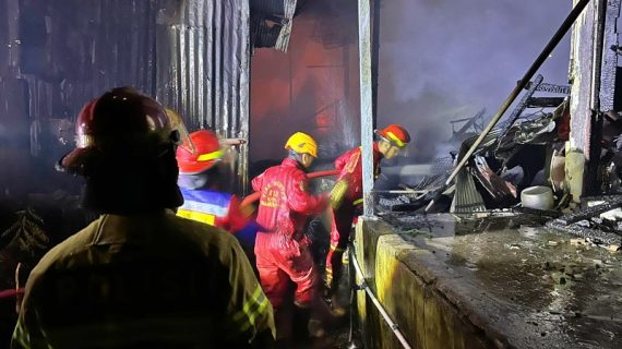 Kebakaran Hanguskan 3 Rumah di Balikpapan, 21 Jiwa Terdampak