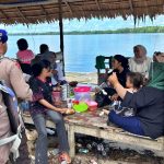 Polairud Polres Paser Jaga Wisata Pantai Buradaya Saat Libur