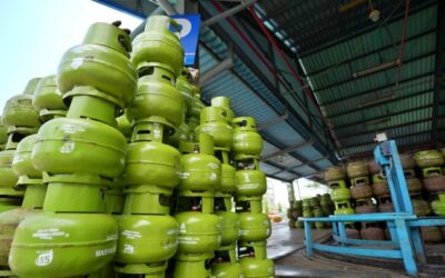 Sungai Mahakam Surut, Estafet Distribusi LPG 3 Kg ke Mahulu