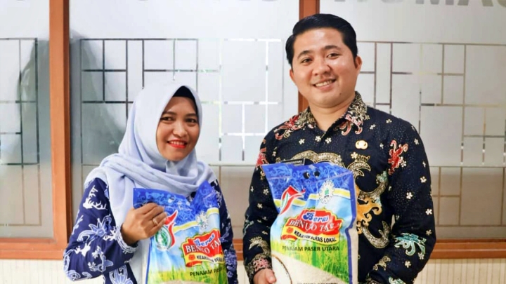 ASN Setkab PPU Antusias Sambut Program Konsumsi Beras Lokal