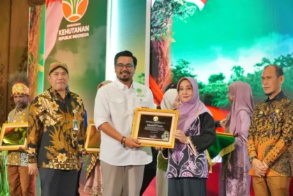 Berau Raih Penghargaan Nasional Program Perhutanan Sosial