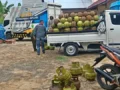 Warga Mentawir Buru LPG 3 Kg di Operasi Pasar Murah